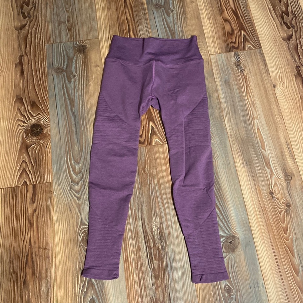 Alphalete leggings lightly worn!